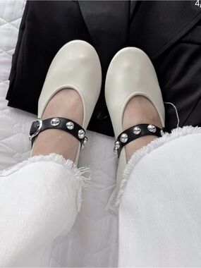 Zara Leather Studded Flats